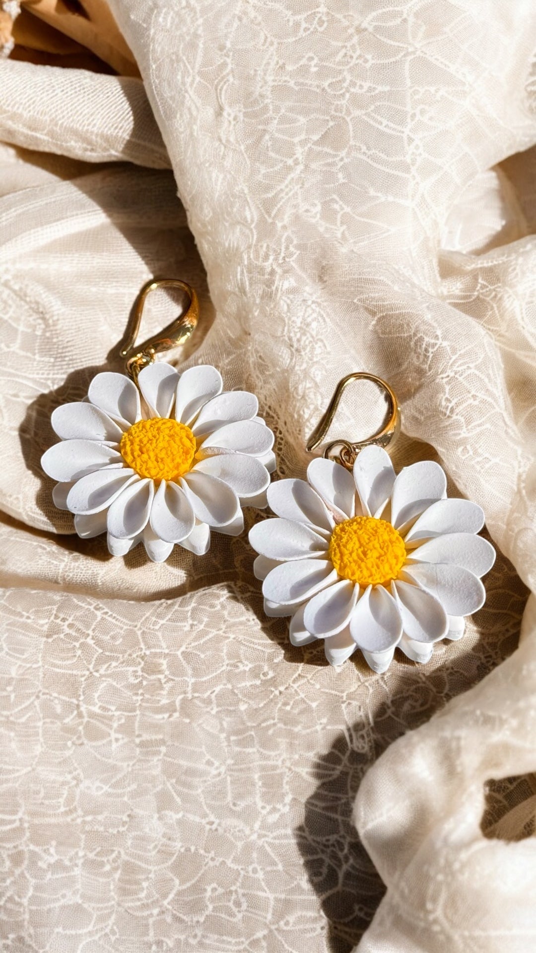 Daisies | Polymer Clay Earrings